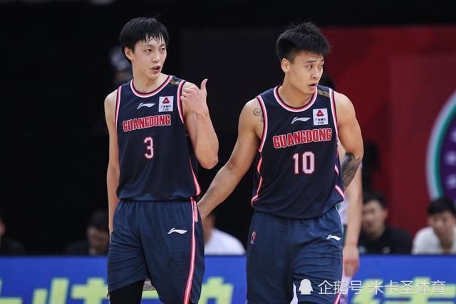 导演泰卡·怀蒂蒂在推特上发文证 《雷神3》导演塔伊加偏爱索尔 想拍