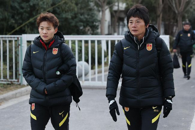 违者将追究其相关法律责任 文章配图于网络，如有侵权，请联系编辑人员删除 标签： 赵露思复工修养日常 ： 相关新闻 赵露思将复工 品牌方回应争议：双方慎重的决定2025-01-16 鹰眼复工主演《金斯顿市长》第三季 晒片场自拍照2024-01-12 休息2日就复工！
