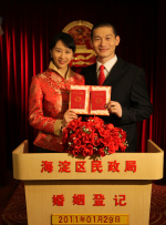《小马王》这是梦工厂出品的一部2D动画电影，配乐磅礴，画面优美。
