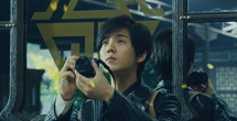 奥斯汀·巴特勒三年情断 克劳馥告诫女儿：并非良配 2025-01-08 据外媒1月8日报道，“表舅”奥斯汀·巴特勒与交往三年的超模女友凯雅·基伯已结束三年的交往，于去年年底左右和平分手。